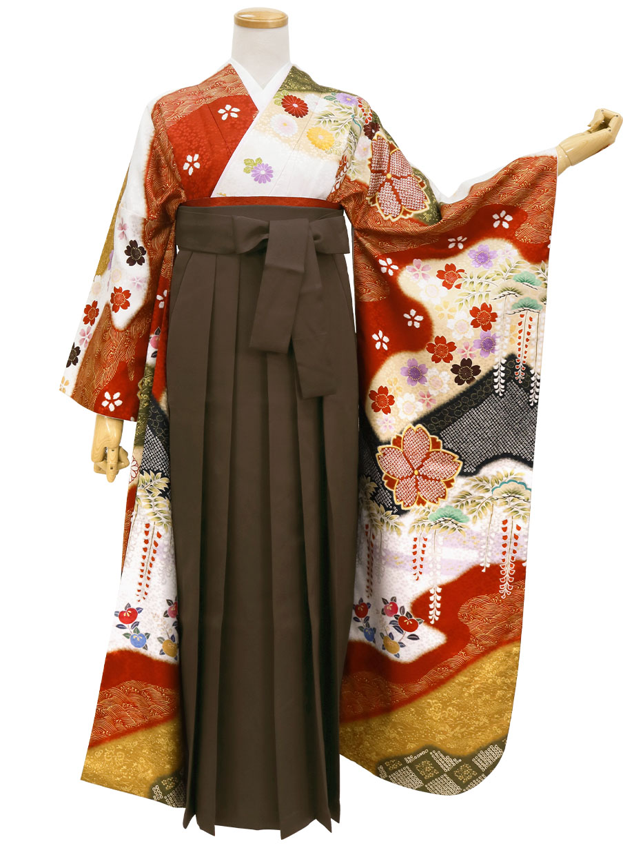 袴に合わせる着物は振袖が定番？