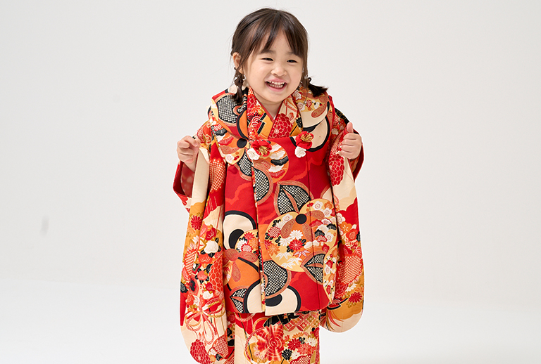 被布（ひふ）とは？3歳の七五三の意味・由来や被布を選ぶときの