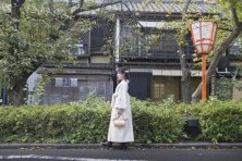 袴の時の足元はどうする？「草履 or ブーツ」メリット・デメリットと比較