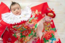 届いたらまずチェック！レンタル産着の「たたみジワ」と「匂い」を自宅で解決する簡単ケア