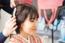 訪問着に合わせる髪飾りのマナーとは？結婚式や式典で失敗しない選び方