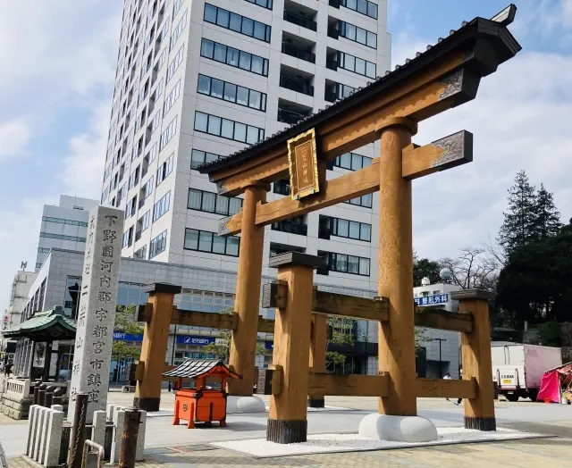 宇都宮二荒山神社鳥居