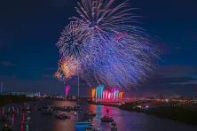 浴衣で花火大会を満喫しよう！おすすめのコーディネートや着こなしのコツ、持ち物などを徹底解説