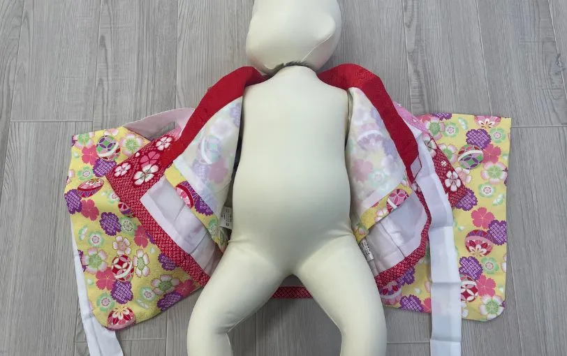赤ちゃん着物の着付け方2