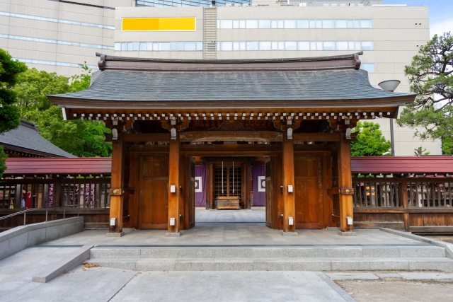 警固神社