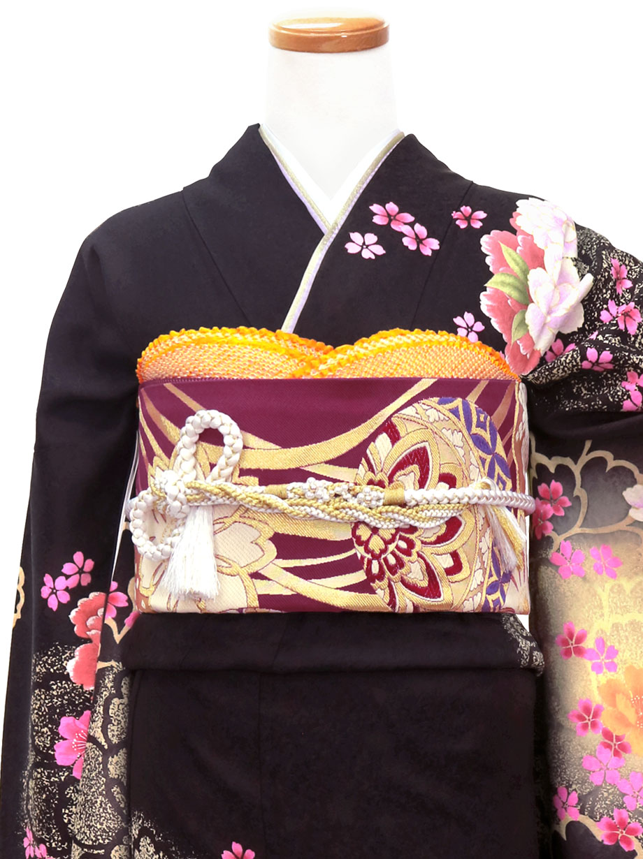 焦茶色に牡丹の振袖／標準サイズ