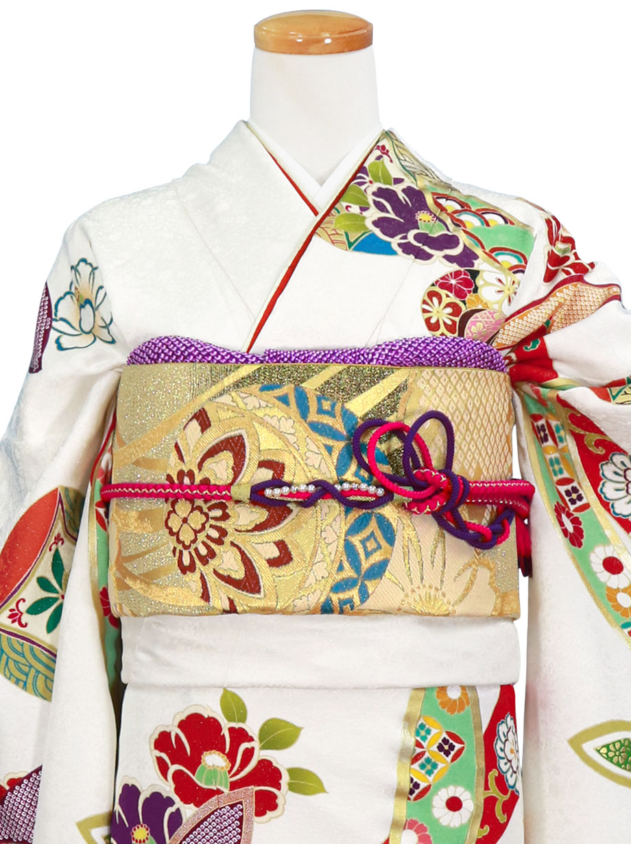白地に熨斗目(のしめ)と七宝と椿の振袖／標準サイズ | 宅配着物