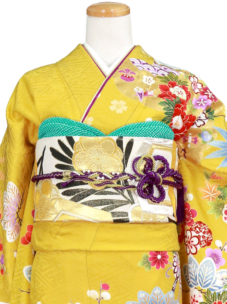 橘色に牡丹と宝尽くしと雲取りの振袖／小さめサイズ | 宅配着物