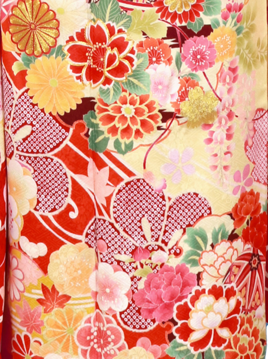 クリームイエローに花と鈴の振袖／小さめサイズ | 宅配着物