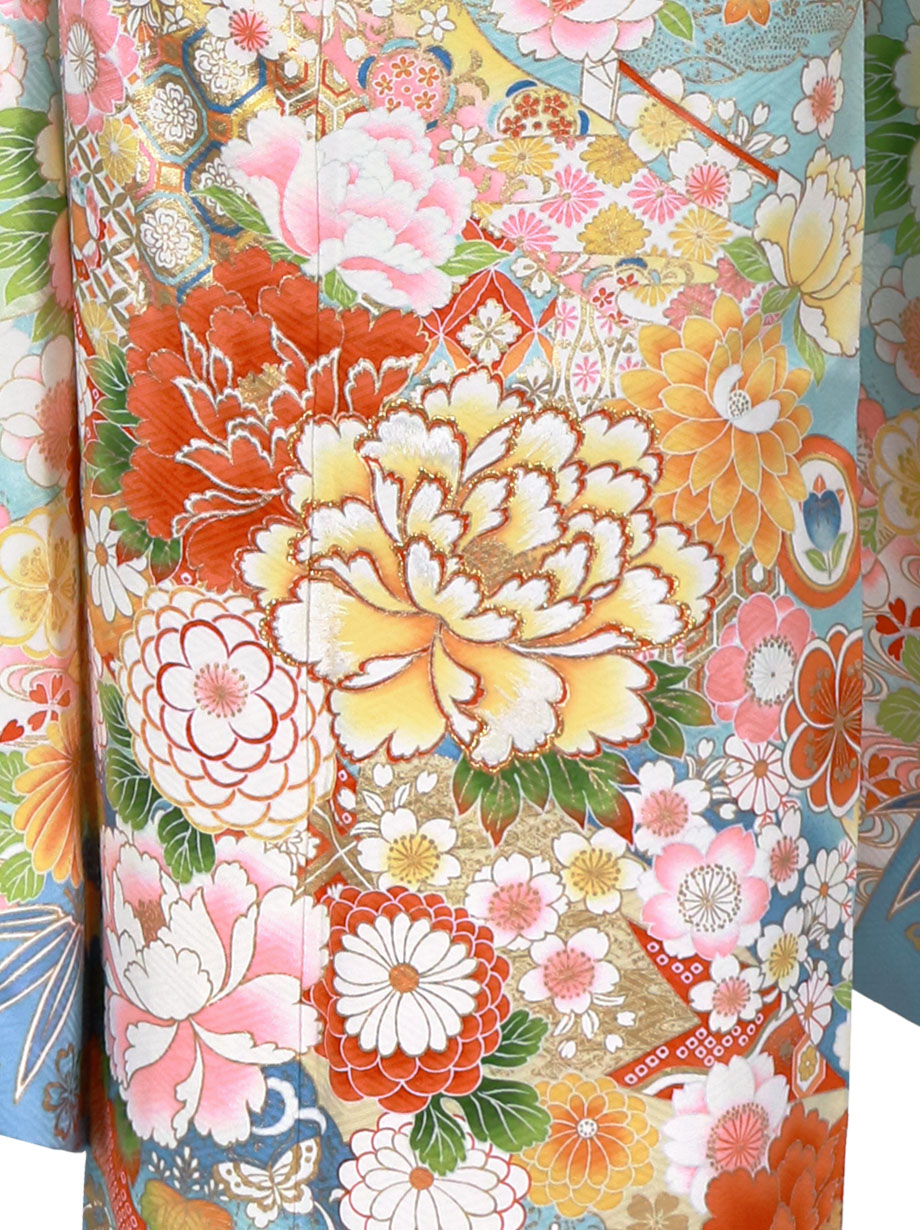 水色地に四季花と宝尽くしの振袖／標準サイズ