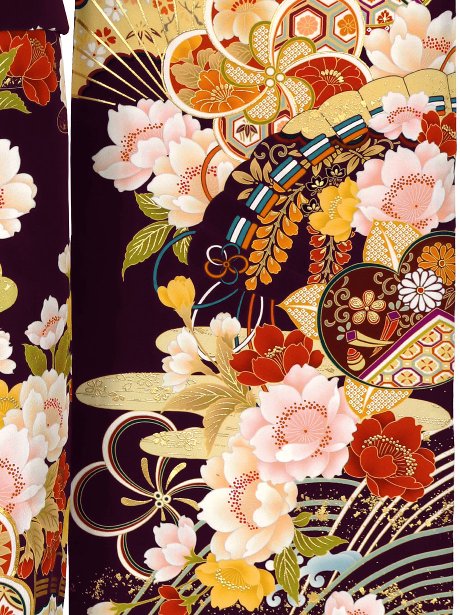 濃い茶地に四季花と松の振袖／標準サイズ