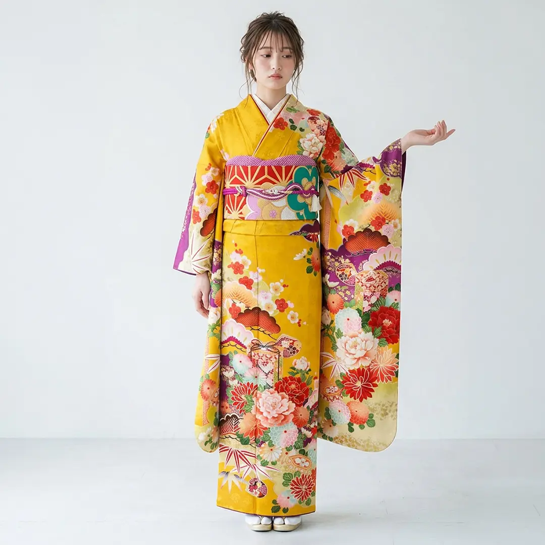 黄色地に松竹梅と貝桶の振袖／標準サイズ／着用イメージ