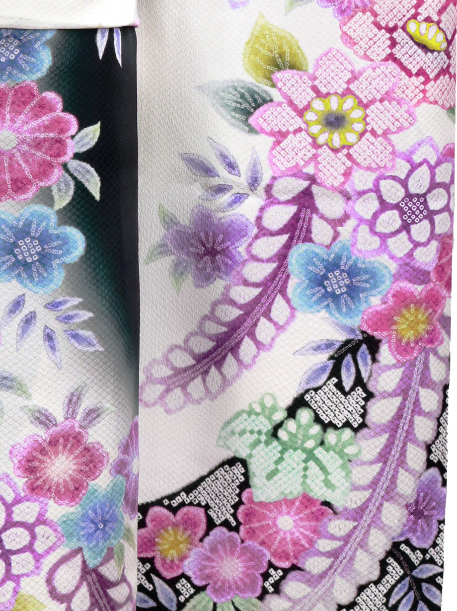 白地に辻が花調の振袖／小さめサイズ