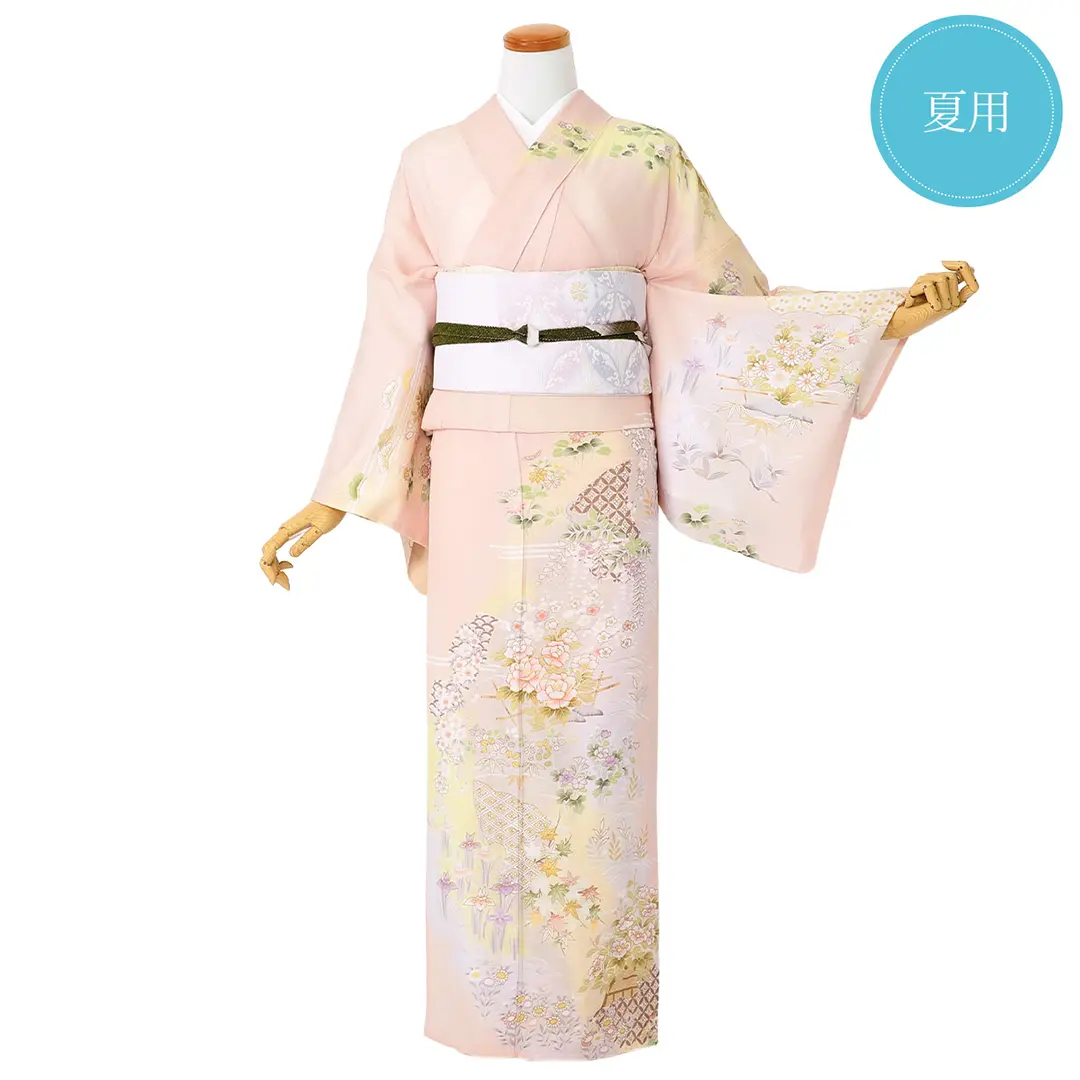 【夏におすすめ】淡桃地に秋花尽くしの訪問着(絽)／正面