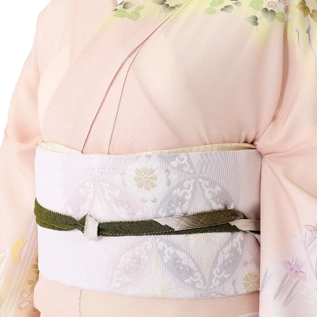 【夏におすすめ】淡桃地に秋花尽くしの訪問着(絽)／バストアップ