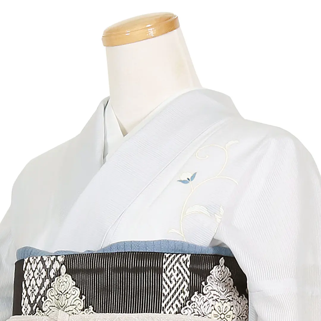 グレー地に花紋の付下訪問着(絽) | 宅配着物レンタルの京都かしきもの