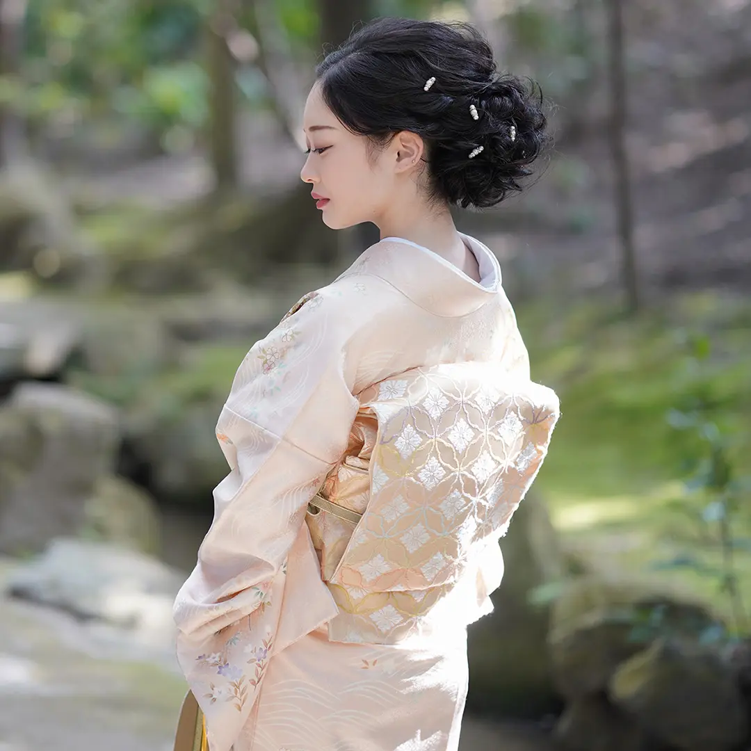 訪問着 6-15 ピンク系 京友禅 雪輪花輪模様 宝尽くし柄 金加工 ちりめん