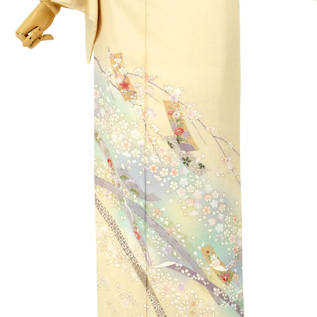 鳥の子色にしだれ桜と短冊の訪問着(袷)／裾