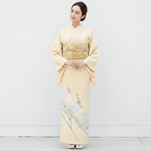 桜と花入地紙柄　袷着物　黄色（たまご色系）　 一ッ紋　正絹　入学式など 着物 小紋 花柄 桜 黄色 イエロー 身丈約155cm 裄丈約66cm TCS着物 W25