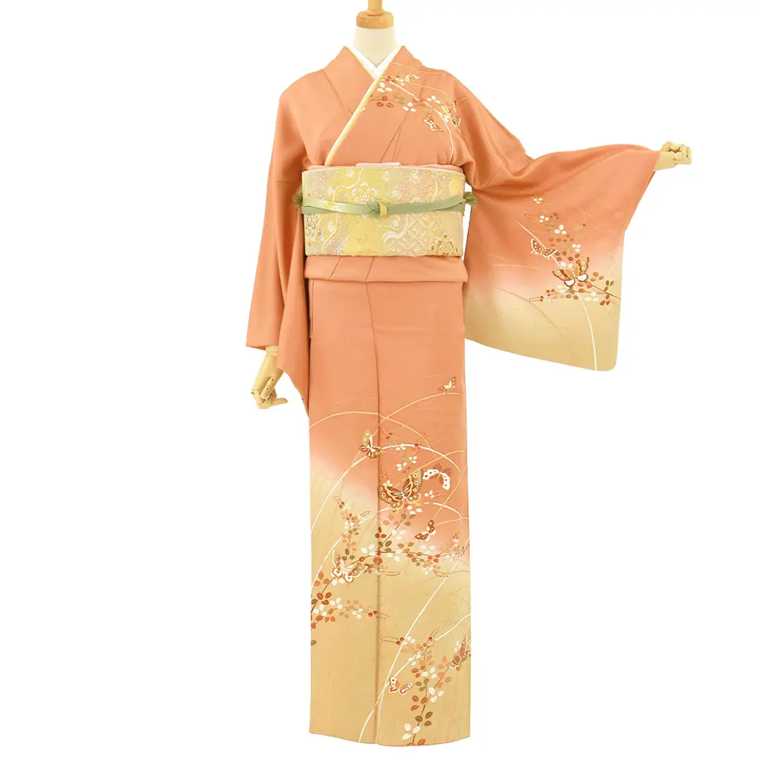 杏色に蝶と萩文の訪問着(袷)／小さめサイズ | 宅配着物レンタルの京都