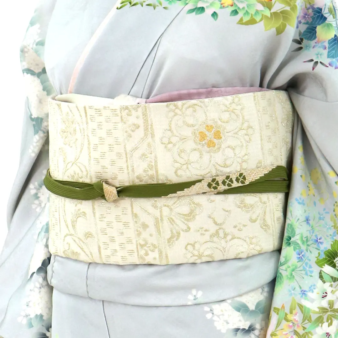 訪問着　グレー地に花の模様 グレー地に桜や百合など四季の花々を染めた訪問着(袷) | 宅配着物