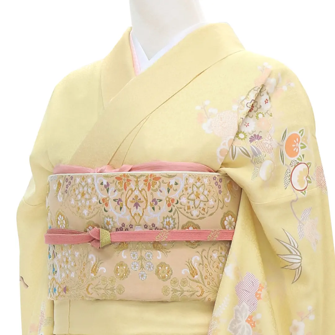 黄色地に松竹梅と雪輪取りの付下訪問着(袷) | 宅配着物レンタルの京都