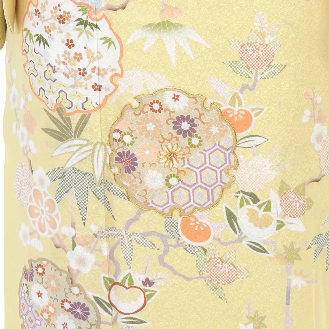黄色地に松竹梅と雪輪取りの付下訪問着(袷) | 宅配着物レンタルの京都