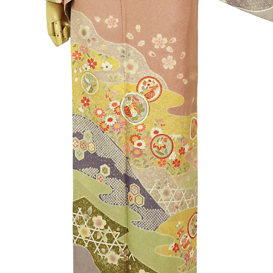 唐茶色に四季花と丸紋の訪問着（袷） | 宅配着物レンタルの京都かしきもの