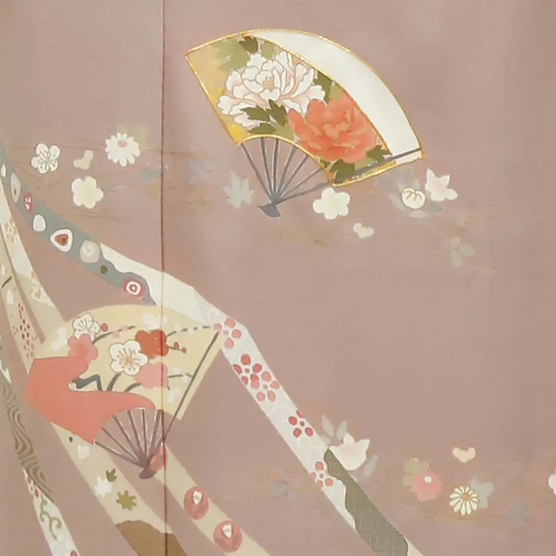 桜鼠（さくらねず）に花扇の訪問着（袷）／柄詳細