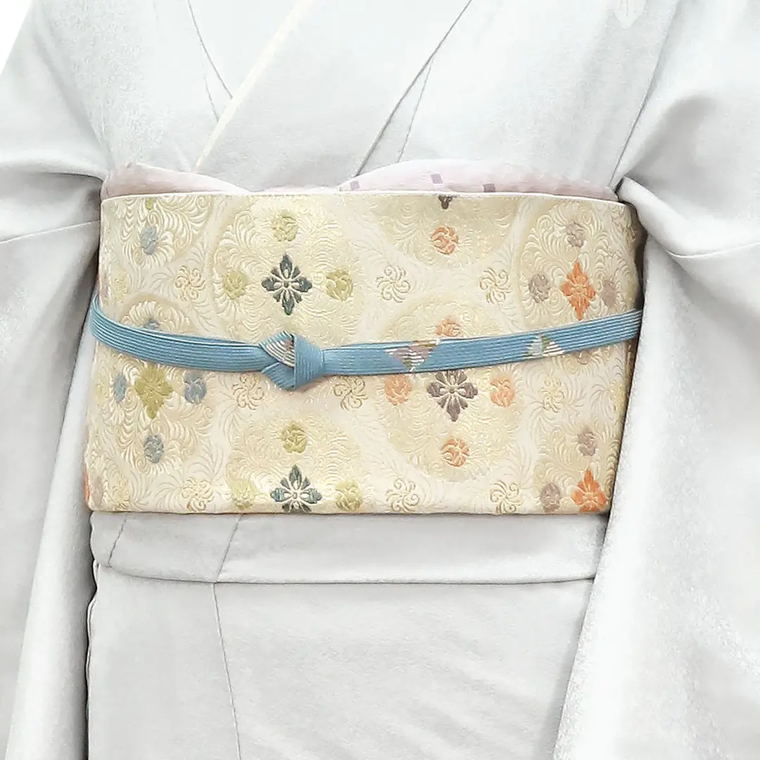 藍白に縞と蔦柄の付下訪問着(袷)／斜め詳細