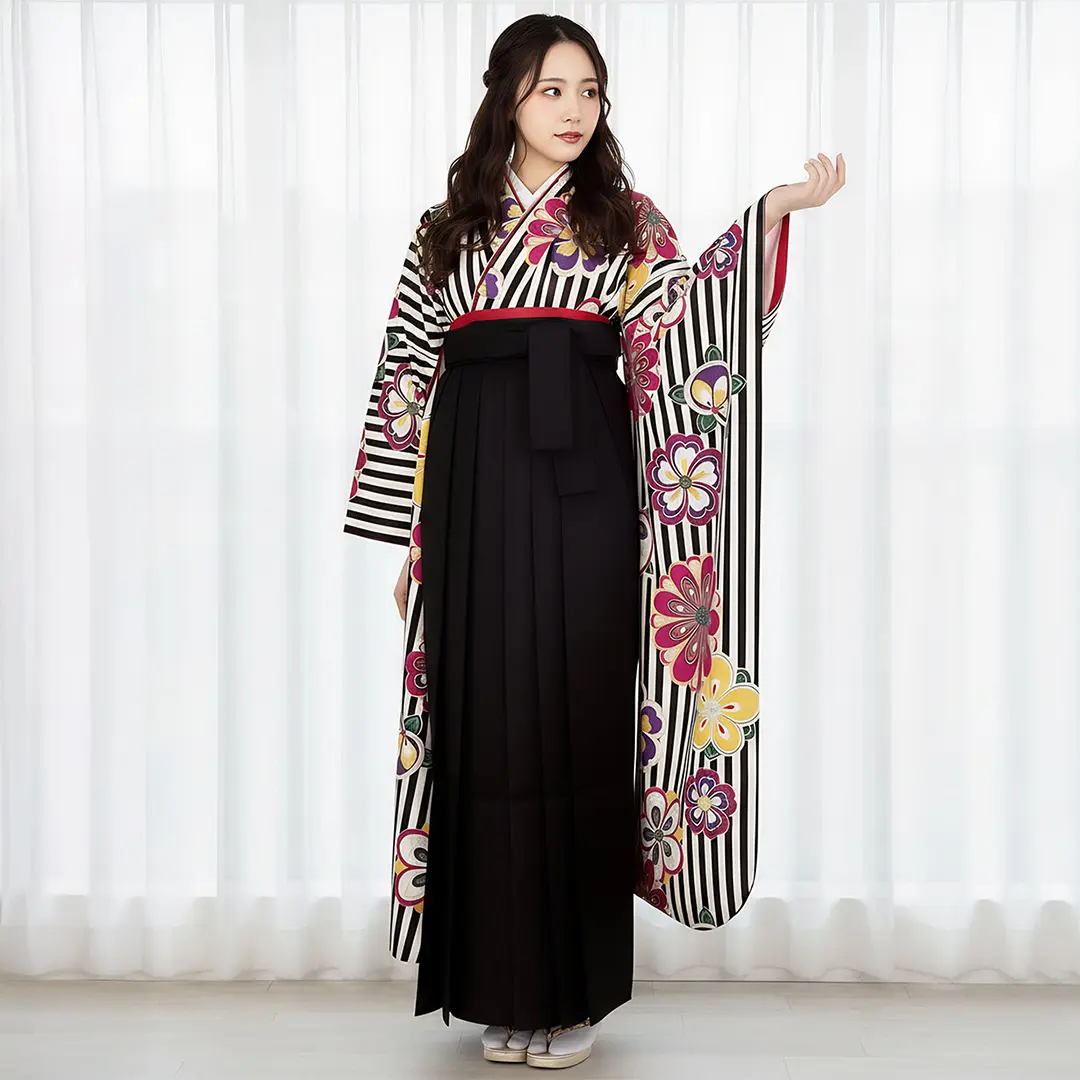 大正ロマンな縞に花の振袖・黒袴（無地） （振袖）／卒業式 | 宅配着物