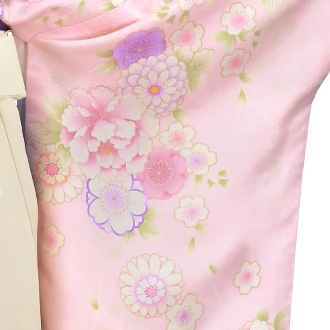 ピンク地に桜と牡丹・アイボリー袴（無地） （二尺袖）／卒業式／柄詳細