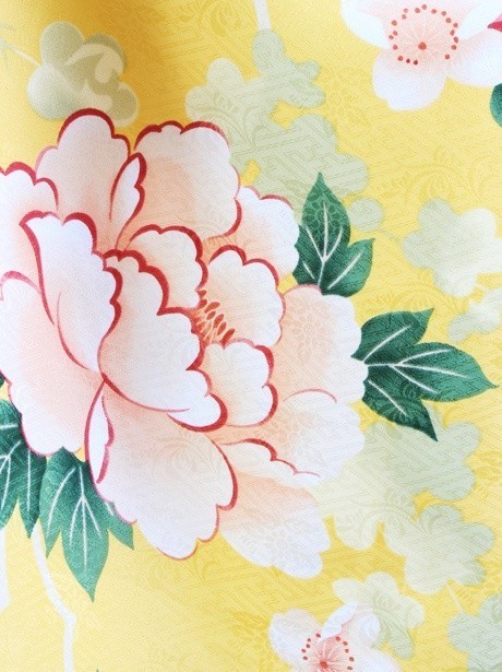 黄色地に牡丹・緑袴（刺繍） （二尺袖）／卒業式 | 宅配着物