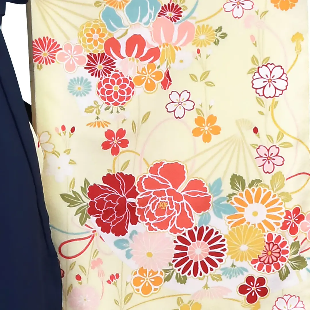 クリーム地に花扇・紺袴（刺繍）（小学生）／卒業式／柄詳細