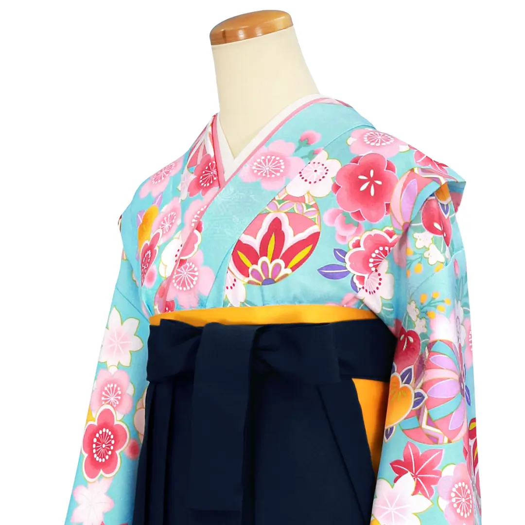 水色地に鞠と桜・紺袴（刺繍） （小学生）／卒業式 | 宅配着物レンタル