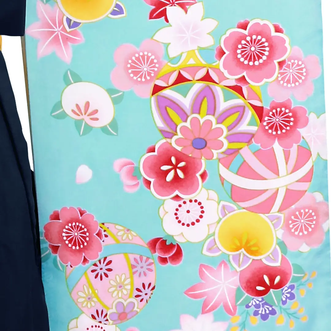 水色地に鞠と桜・紺袴（刺繍）（小学生）／卒業式／柄詳細