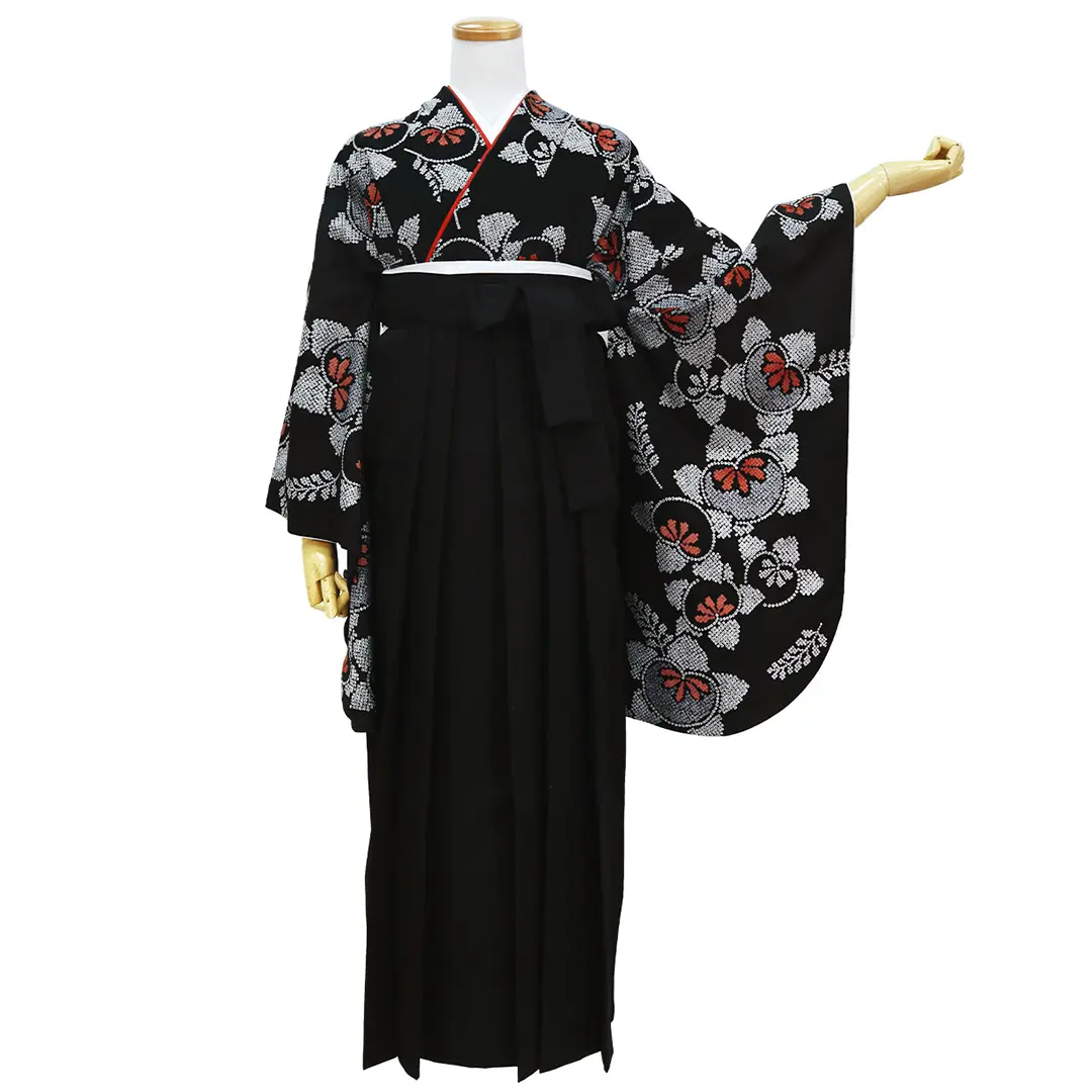 黒地に染め疋田と橘・黒袴（無地）（二尺袖）／卒業式／正面