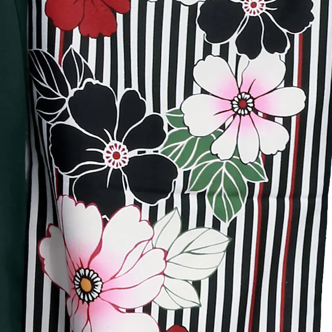 黒と白の縞に洋花の振袖・深緑袴（無地） （振袖）／卒業式／柄詳細