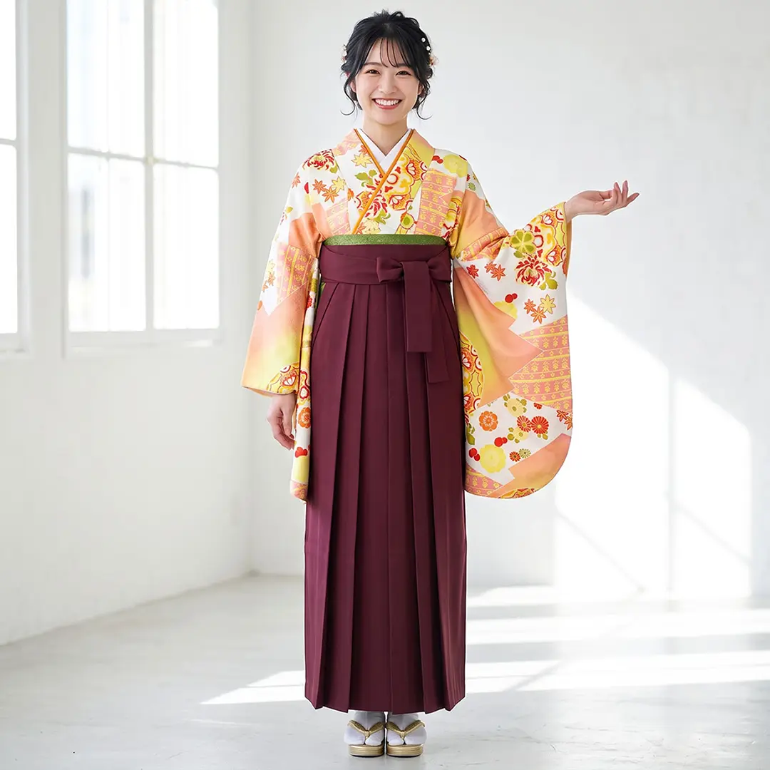 薄オレンジの松皮菱（まつかわびし）・臙脂袴（無地） （二尺袖