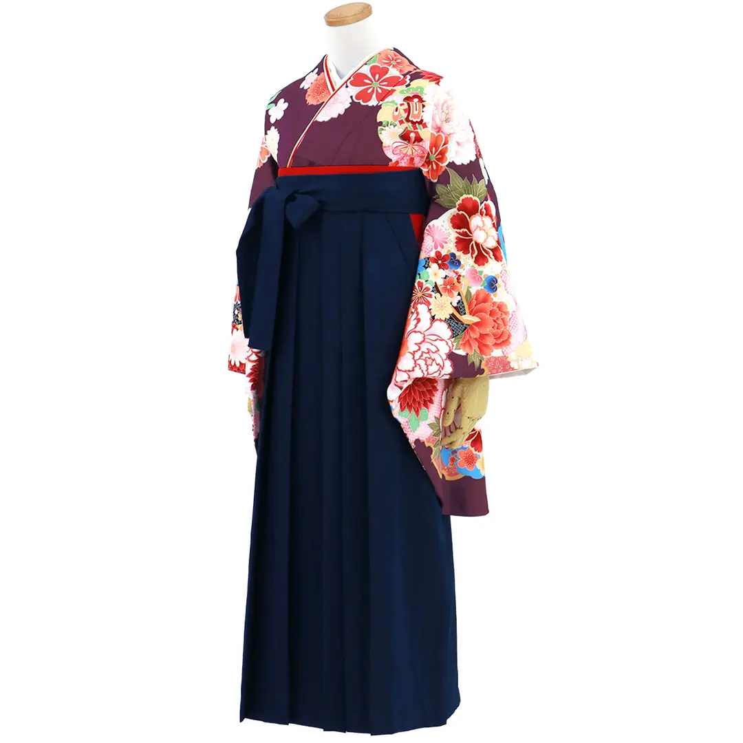 紫地に牡丹と雪輪・紺袴（無地）（二尺袖）／卒業式／斜め