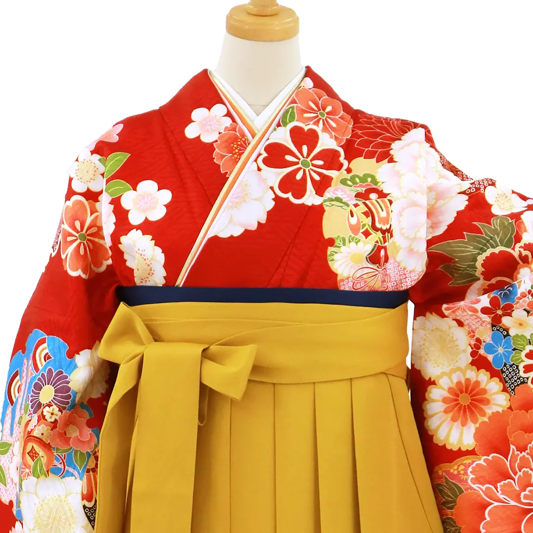 赤地に牡丹と雪輪・マスタード袴（無地）（二尺袖）／卒業式／正面詳細