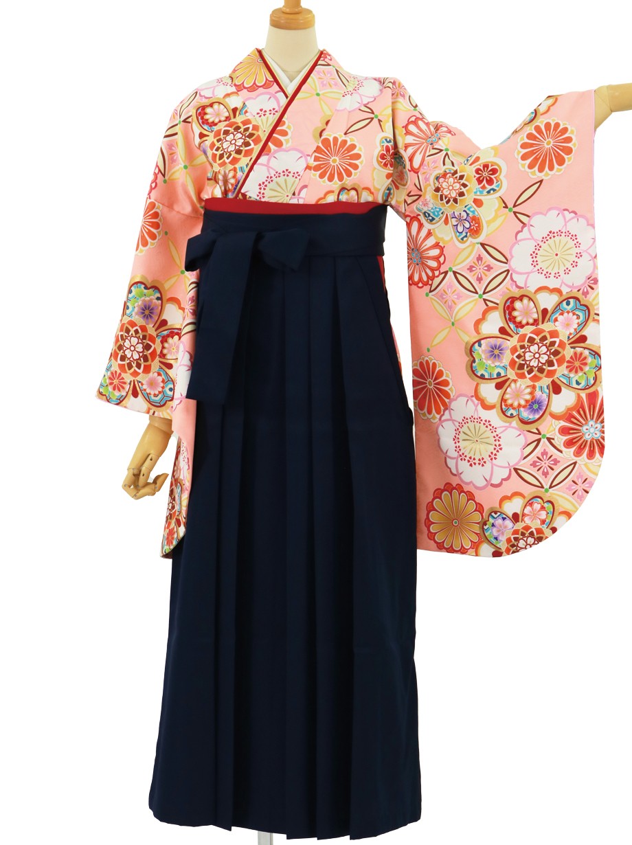 ピンクベージュに桜と七宝・紺袴（無地） （二尺袖）／卒業式