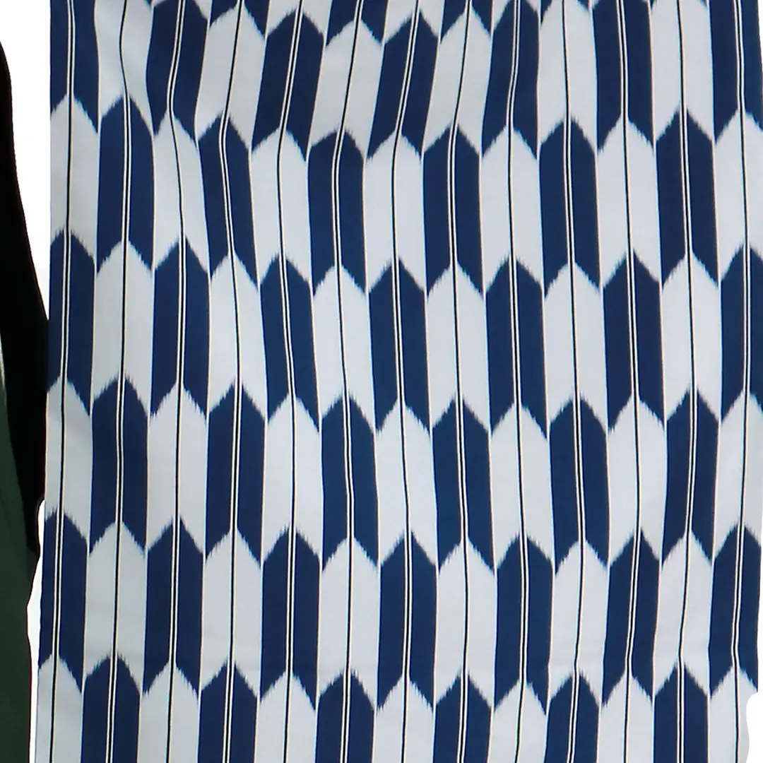 紺とグレーの矢絣、深緑袴（無地）（二尺袖）／卒業式／柄詳細