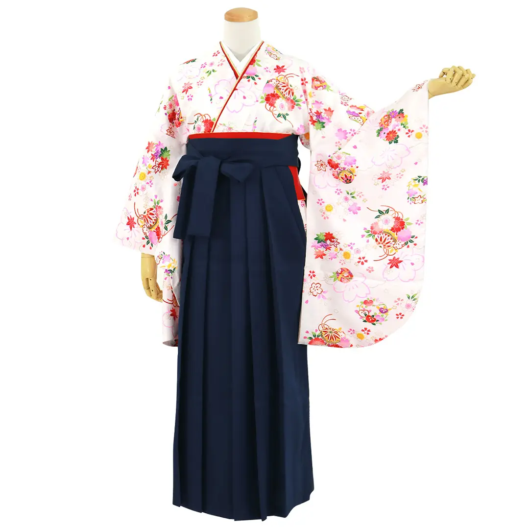 白地に桜と鞠・紺袴（無地） （二尺袖）／卒業式／正面