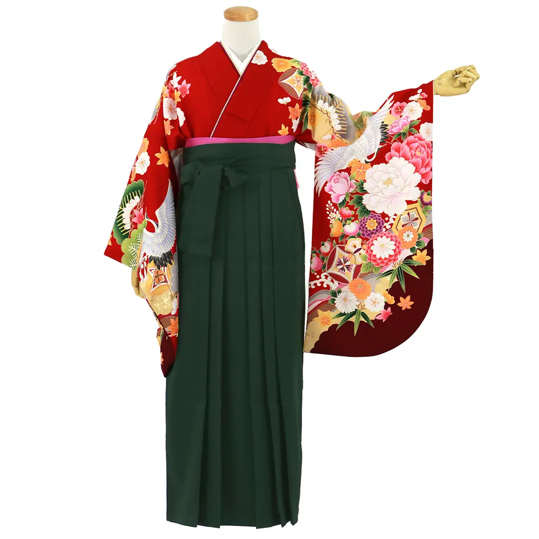 赤色に鶴と牡丹・深緑袴（無地）（二尺袖）／卒業式／正面