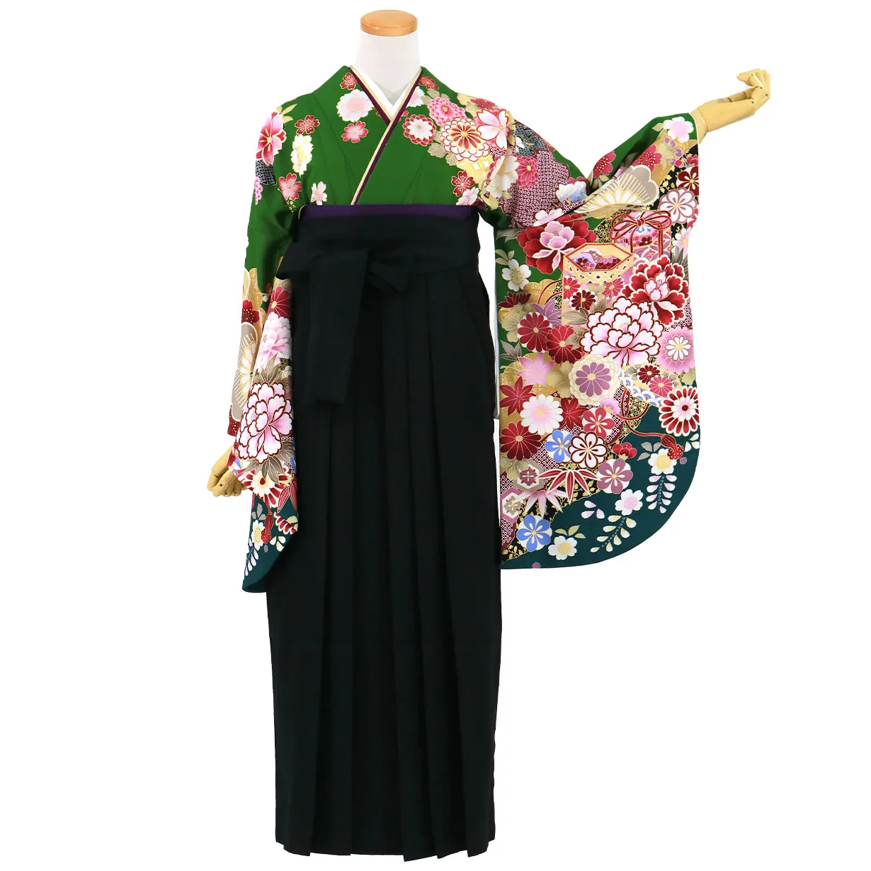 緑地に貝桶と四季花、黒袴（無地）（二尺袖）／卒業式 正面