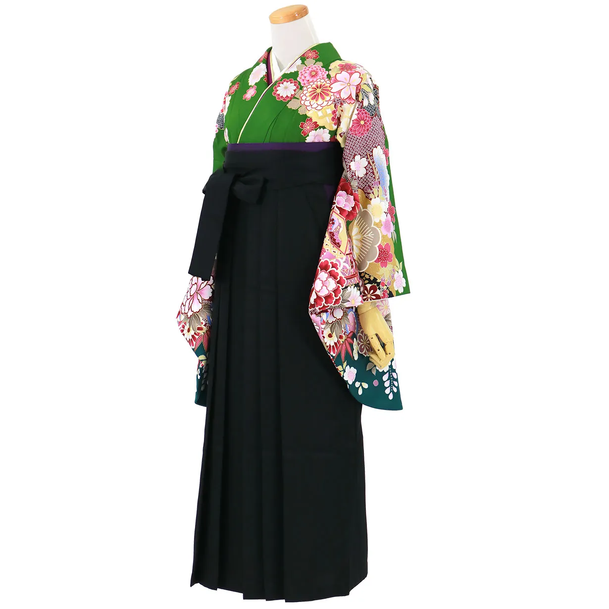 緑地に貝桶と四季花、黒袴（無地）（二尺袖）／卒業式 斜め詳細