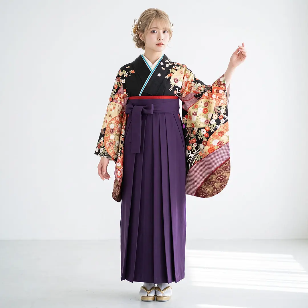 黒地に扇・紫袴（無地） （二尺袖）／卒業式／着用イメージ