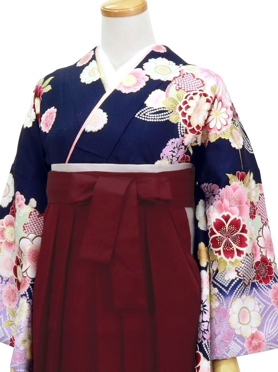 紺色に牡丹と桜・臙脂袴（無地） （二尺袖）／卒業式 | 宅配着物