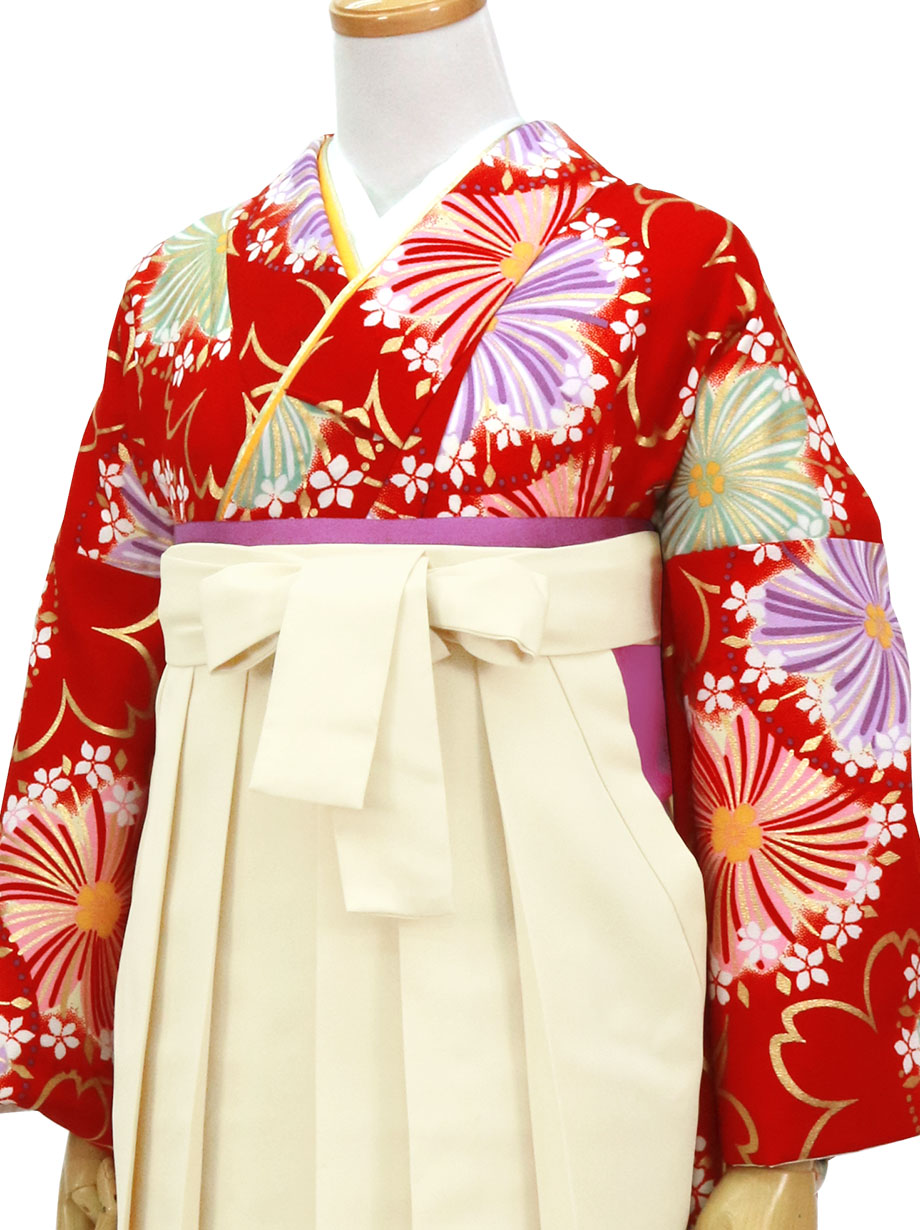 深緋（こきひ）地に桜柄・アイボリー袴（無地） （二尺袖）／卒業式